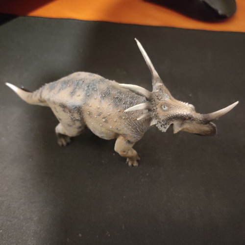 Haolongood Styracosaurus figure 1:35 scale like new PVC