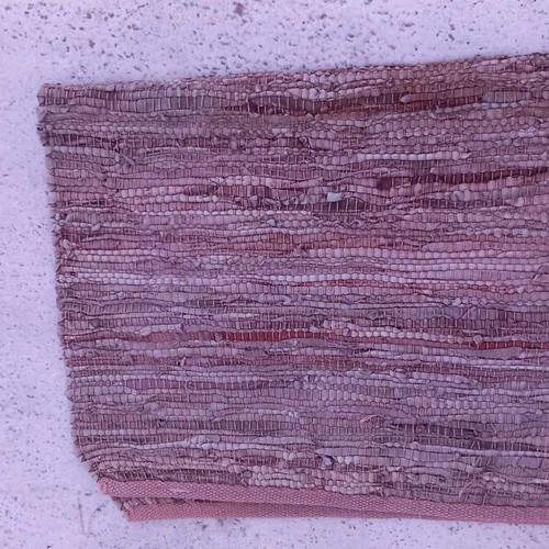 Leather rug brown color like new 0.91×0.62