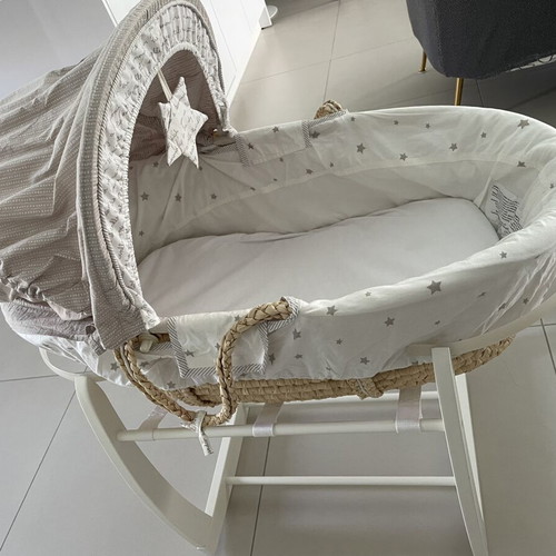 Vintage Mamas & Papas Baby Cradle like new with mattress
