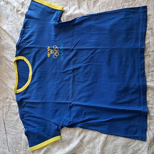 Athens 2004 Olympic Games Authentic Staff and Athlete Clothing Like New