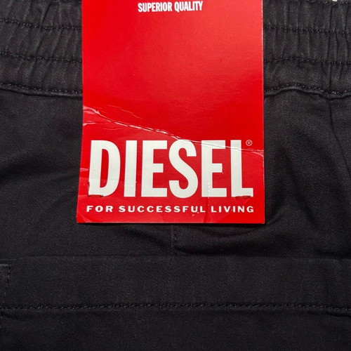 Diesel shorts black with belt, new