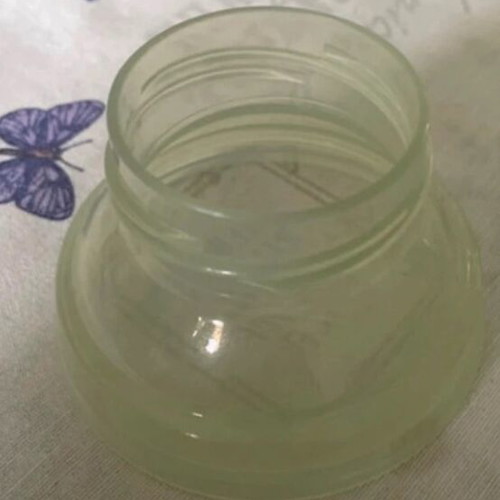 Kikka Boo electronic breast pump used with storage bottles