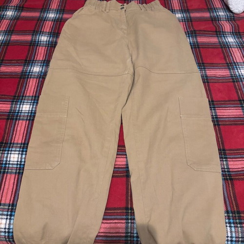 Bershka beige pants size M like new