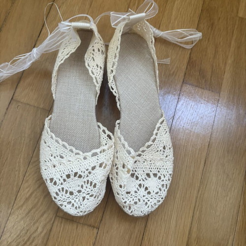 Espadrilles size 40 like new, white and beige