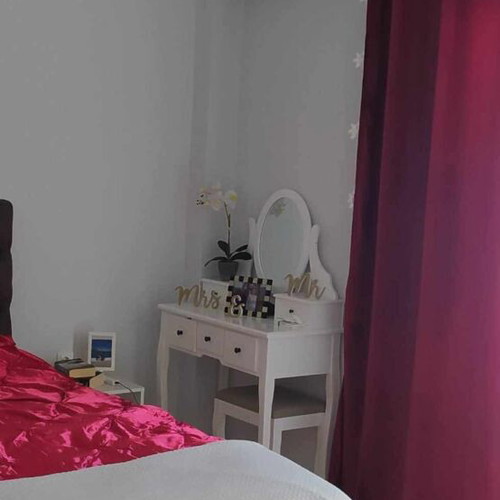 Boudoir with stool like new