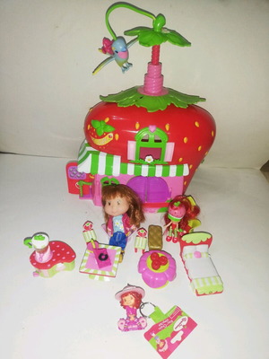 Vintage Strawberry Shortcake Berry Cafe Playset 2008 σαν καινούργιο με αξεσουάρ και φιγούρες