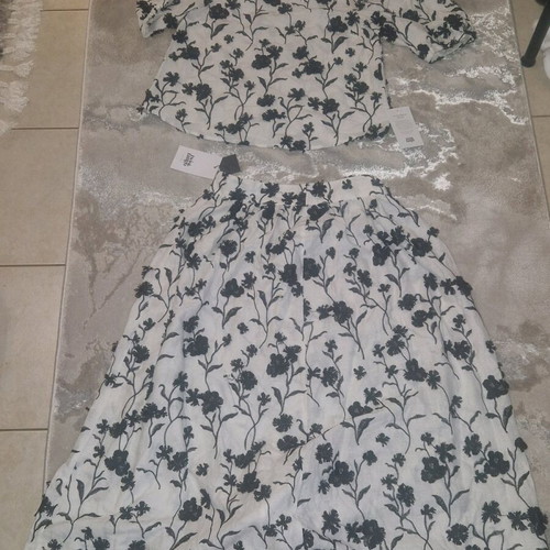 Twist and Tango set new, blouse S, skirt M black and white