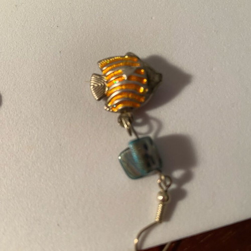 Fish earrings new, silver plated with stone, 2 pairs