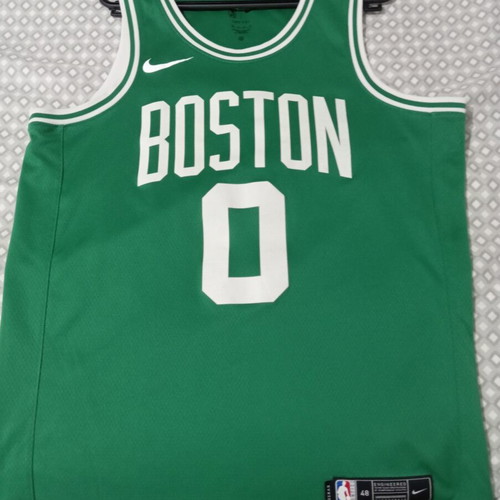 Boston Celtics tee Jason Tatum 2022-23 season, like new, size large