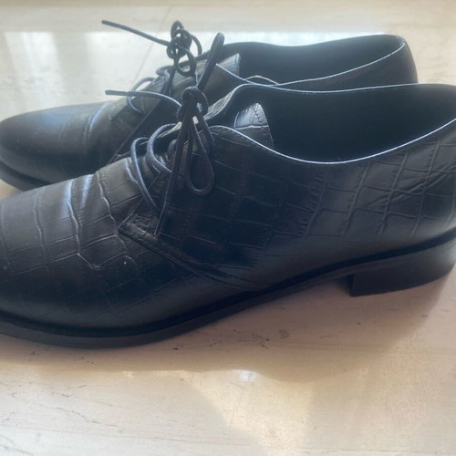Women's leather shoes like new, size 41