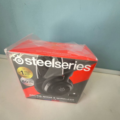 Steelseries Arctis Nova 5 wireless gaming headphones new