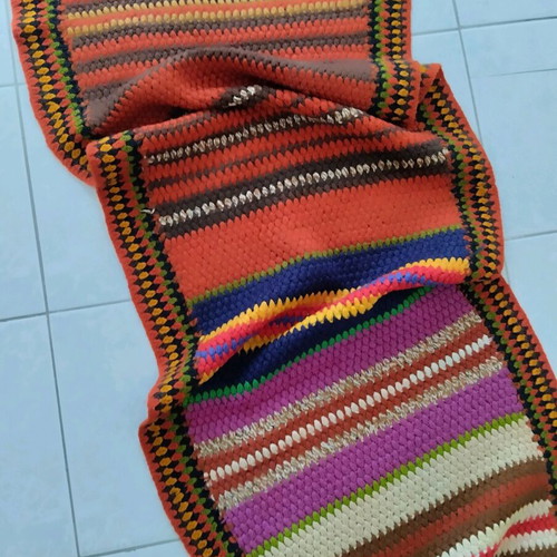 Handmade knitted throw like new, large, 390x50 cm