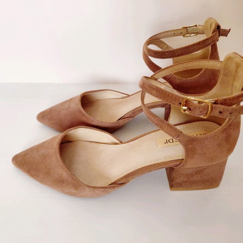 Arte Piedi pink suede pumps size 36 like new
