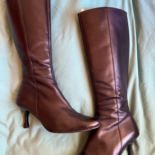 Haralas leather black boots like new