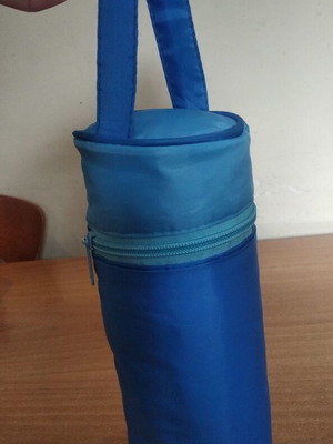 Insulated Bottle Cooler Bag like new, fits 500 ml