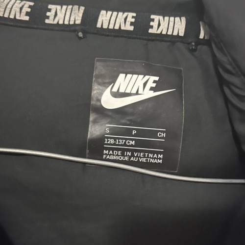 Nike children's down jacket like new, black, size 128-137 cm
