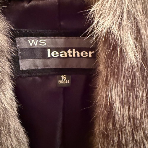 WS Leather vest new, size 16, black