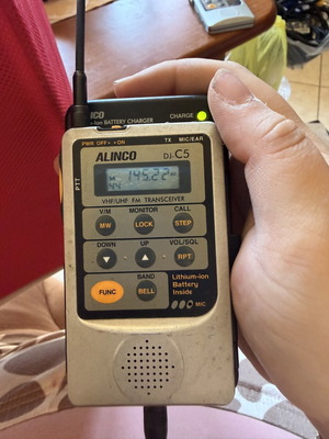 Alinco DJ-C5 VHF/UHF FM transceivers used, pair with charger