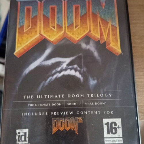 Doom Collector's Edition PC game like new