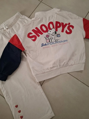 Σετ φόρμας κοριτσιού Marks & Spencer Snoopy μεταχειρισμένο, μέγεθος 122 cm