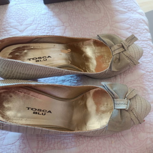 Tosca Blu Heels Size 39 White New