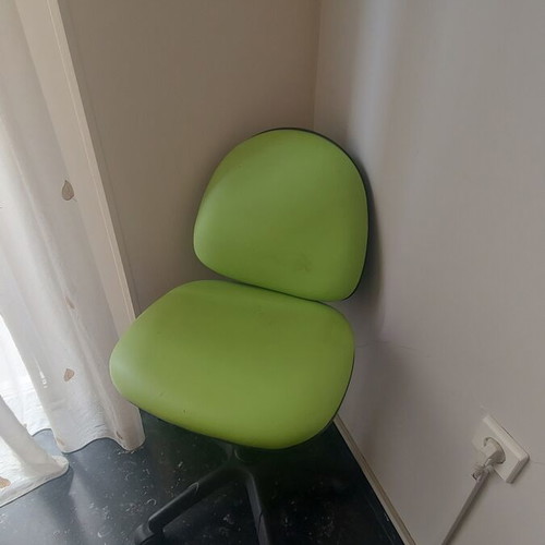 Modeco children's office chairs used, fully functional