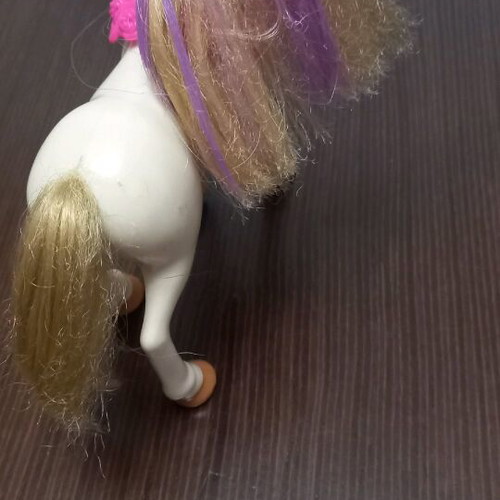 Barbie horse like new