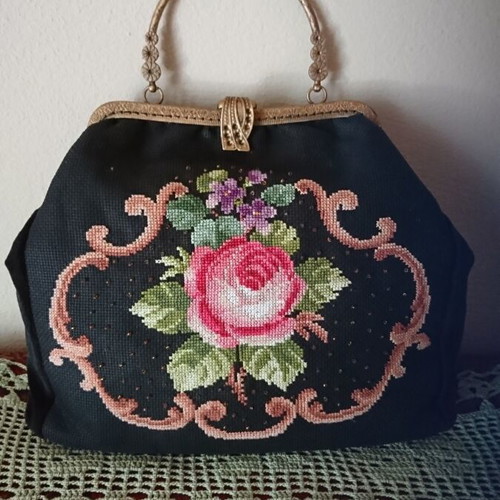 Velvet Handmade Handbag New with Retro Embroidery