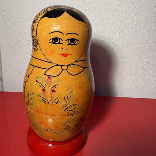 Babushka doll complete, 18 cm, like new