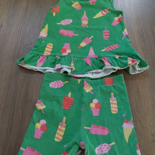Mothercare leggings and T-shirt set like new, colorful, size 110