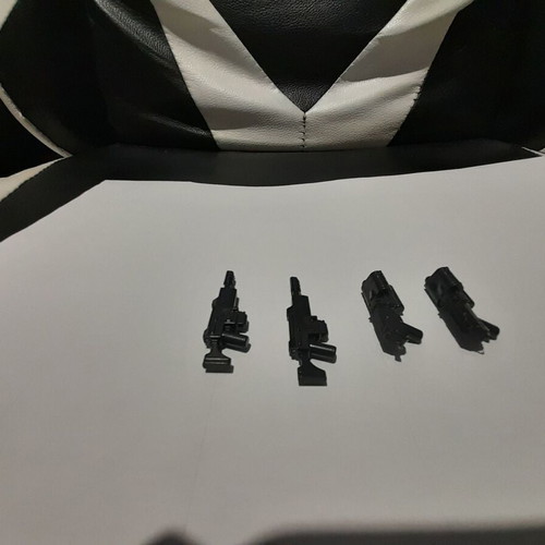 LEGO weapons 4 pieces new for Star Wars, Marvel, Ninjago, City