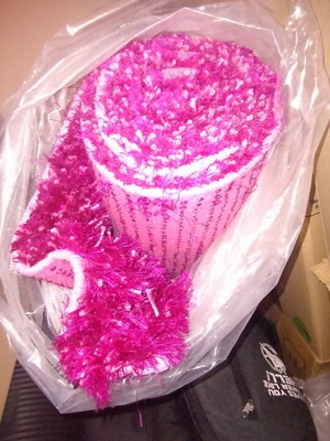 Large rug used, fuchsia color, shaggy