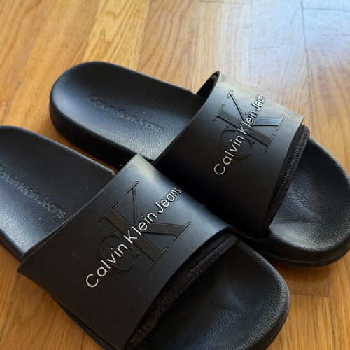 Calvin Klein Jeans beach slippers, black, size 39