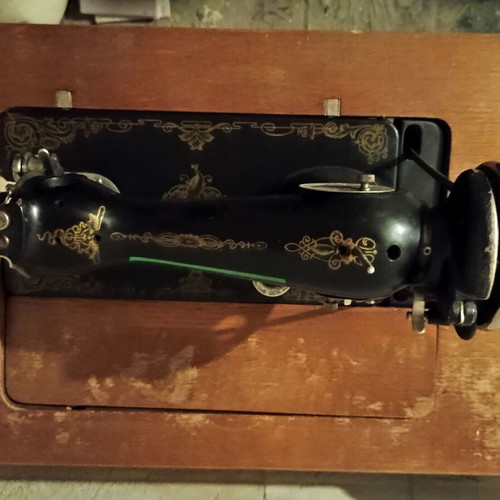 Union vintage sewing machine used