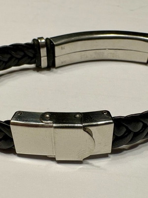 Βραχιόλι ανδρικό αχρησιμοποίητο, μαύρο και ασημί από υποκατάστατο δέρματος