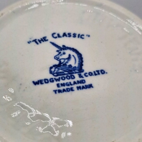 Wedgwood porcelain sugar bowl used, collectible