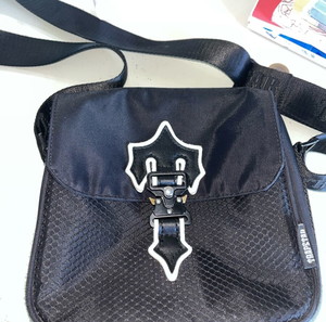 τσαντακι trapstar