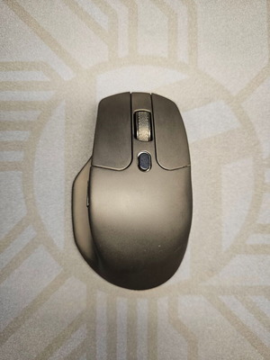 Keychron M6 mouse like new for work and gaming