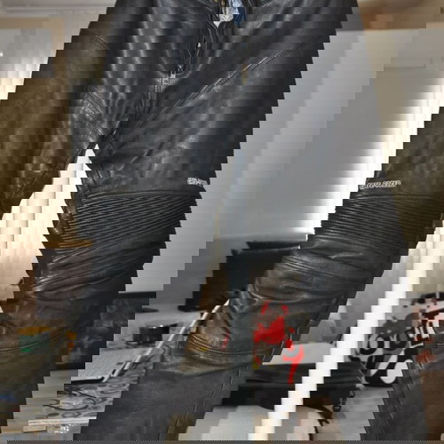 Δερμάτινο παντελόνι μοτοσυκλέτας μέγεθος 42 με φόδρα σαν καινούργιο