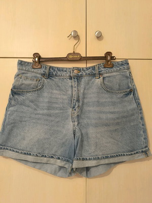 Γυναικείο τζίν σορτσάκι από H&M