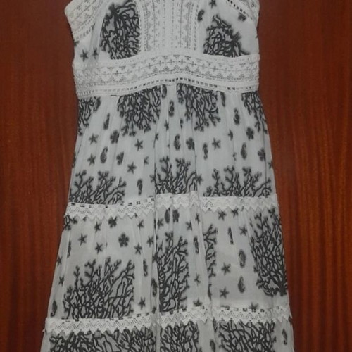 Midi dress new, black and white with inner lining