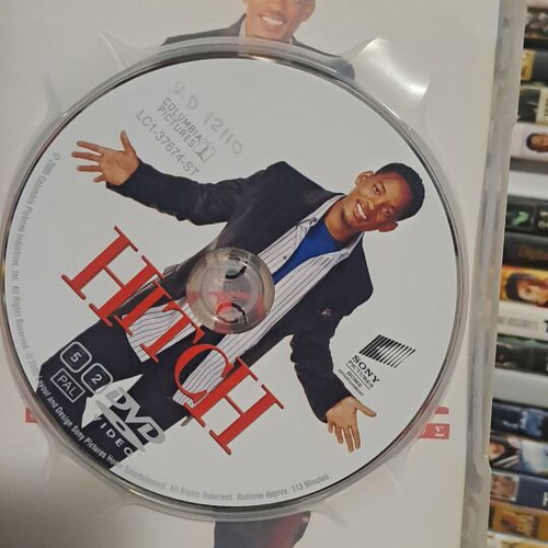 Hitch DVD like new, comedy with subtitles