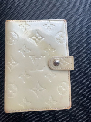 Louis Vuitton agenda used