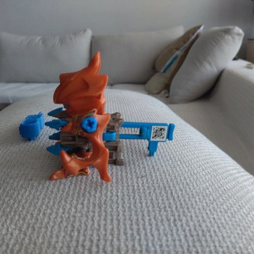 B Daman Crossfire figure like new, works well
