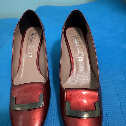 Adam’s Shoes metallic burgundy pumps size 39 used, leather