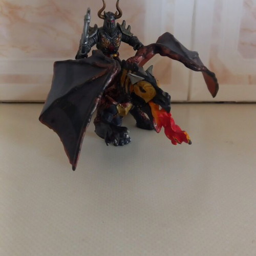 PAPO Collectible Dragon of Darkness Figure with Knight like new