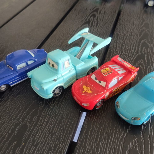 Cars plastic toy set used, pack of 4