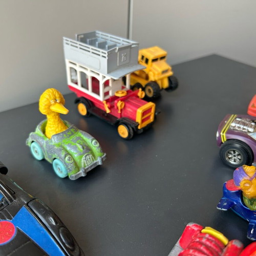 Old toy cars used, pack of 30 pieces
