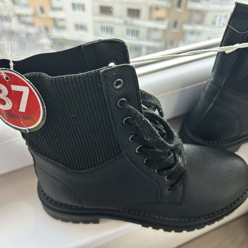 LC Waikiki boots new, black, size 37