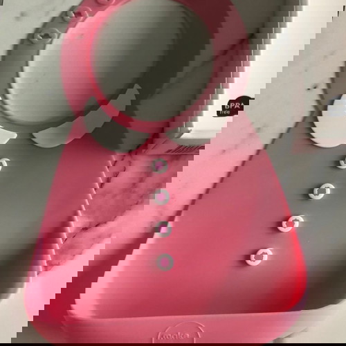 Σαλιάρα σιλικόνης Make My Day Peter Pan 6-36 μηνών 20x28 ροζ